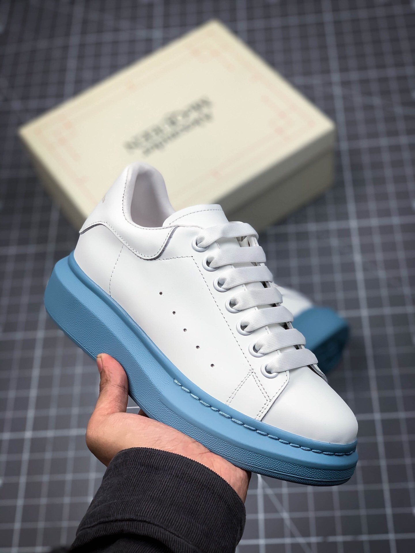 ALEXANDER MCQUEEN - SNEAKER